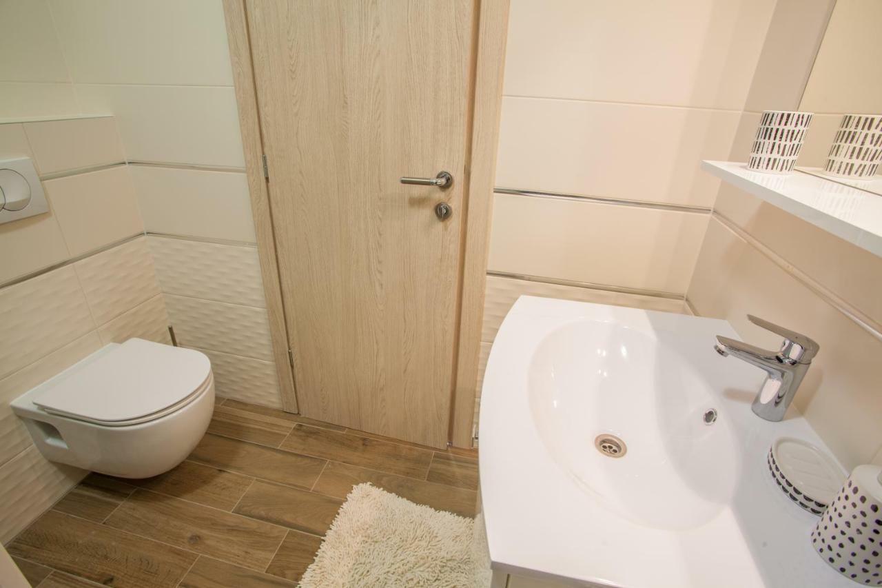 Apartman D *