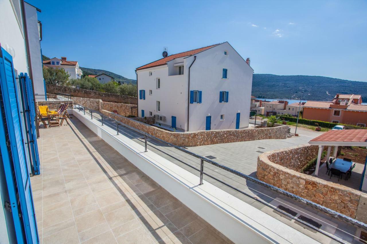 Apartman D *